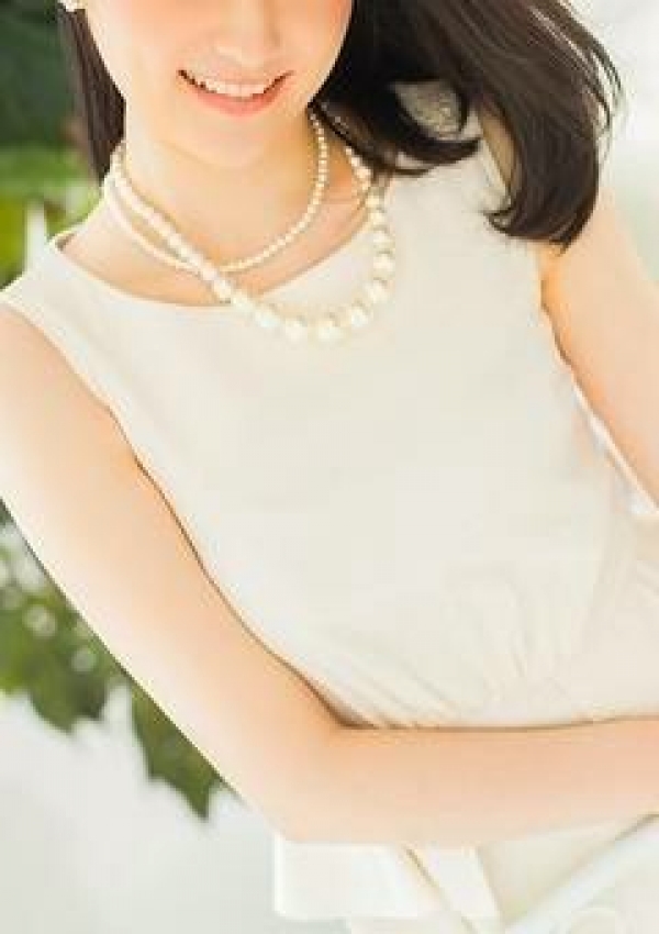 ちひろ、人妻ヴァンクリーフ 1