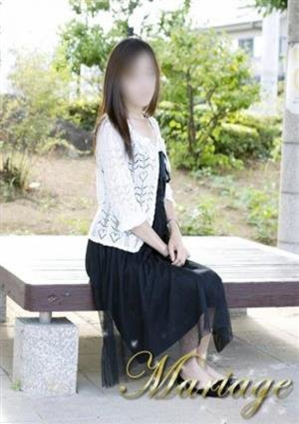 レイ、山梨人妻デリヘルマリアージュ甲府店 4