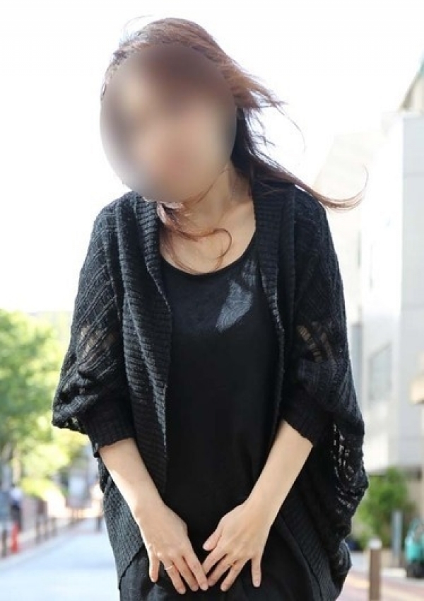 まなみ、かわいい熟女&おいしい人妻 池袋店 3
