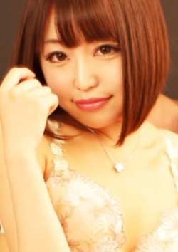 綾乃、E+(イープラス) 1