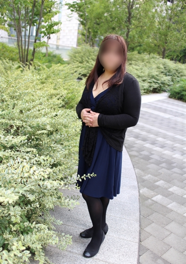 やこ、かわいい熟女&おいしい人妻 池袋店 4