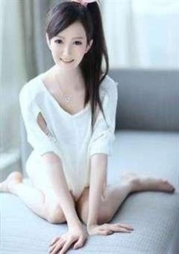 ユカリ、女優 2