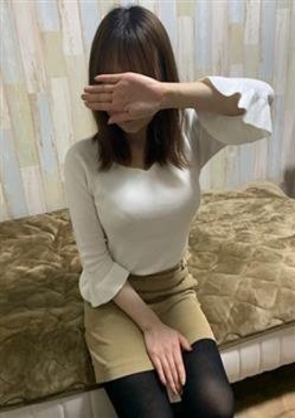 ゆみ(体験入店)、マダムダイアリー 1