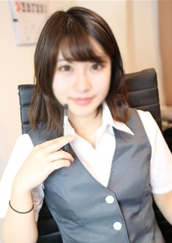 みなみ、現役OL たちの秘密のアルバイト シークレットオフィス 2