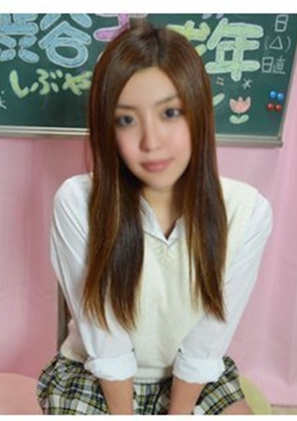 あみ、18歳19歳の素人専門店 渋谷素人コスプレ学園 2