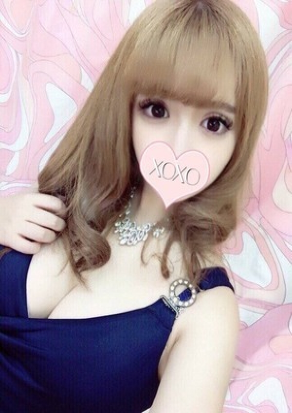 Nozomi ノゾミ、XOXO Hug&Kiss 神戸店