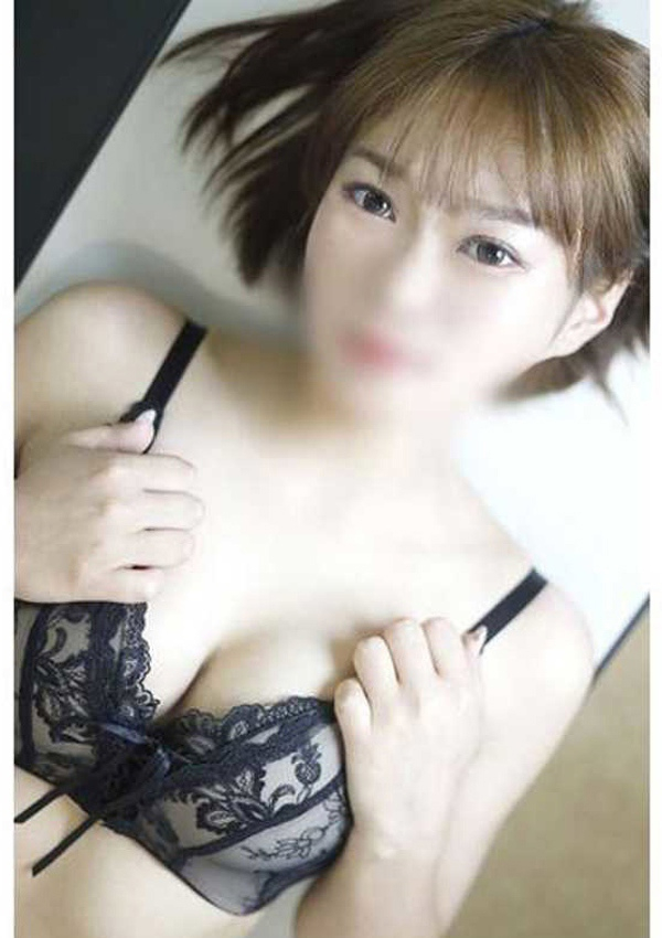 浅丘みなみ、淫乱OL派遣商社 斉藤商事 8