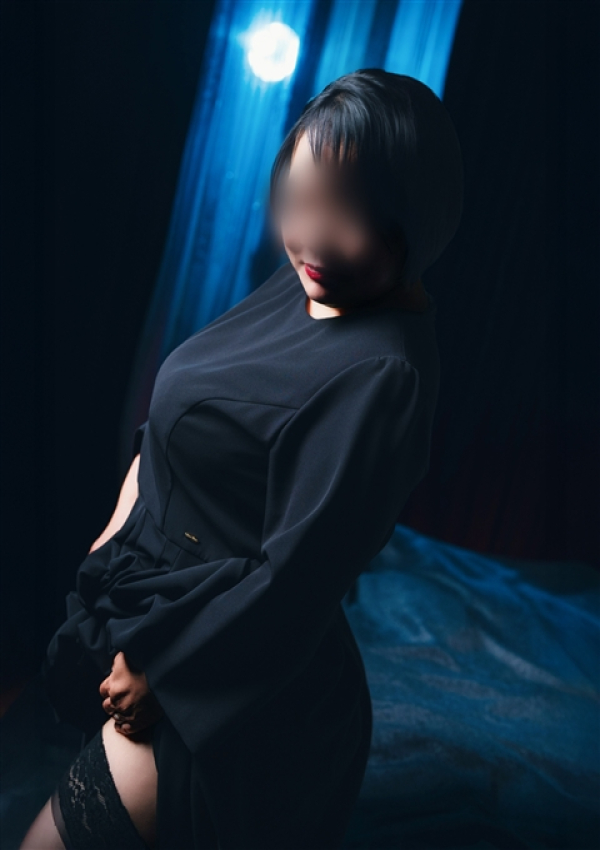 潤(じゅん)、五十路熟女マドンナ 2