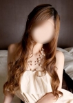 新人 アム(22歳)