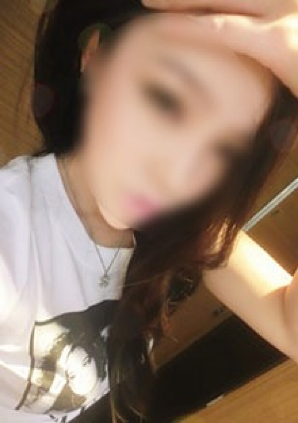 いおり、クラブ中国エステ