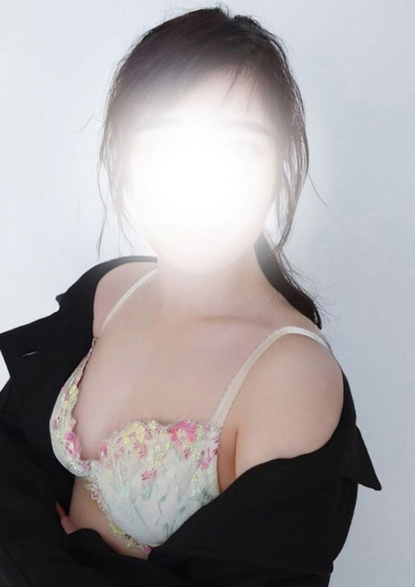 宮本うみ、全裸コレクションor妄想痴漢電車 2