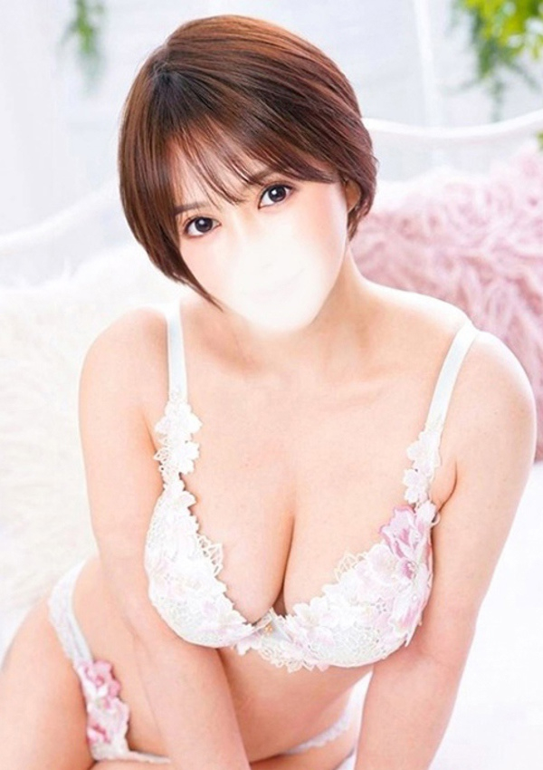 神田しずか、池袋㊙エステフル勃起 3