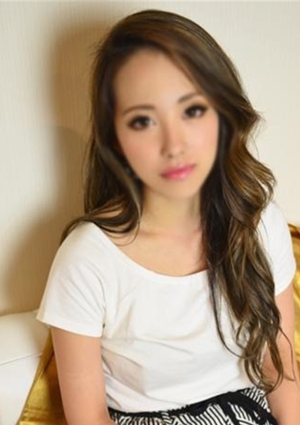 みくる、素人若妻だからこそのドラマ 人妻の自由な時間 1