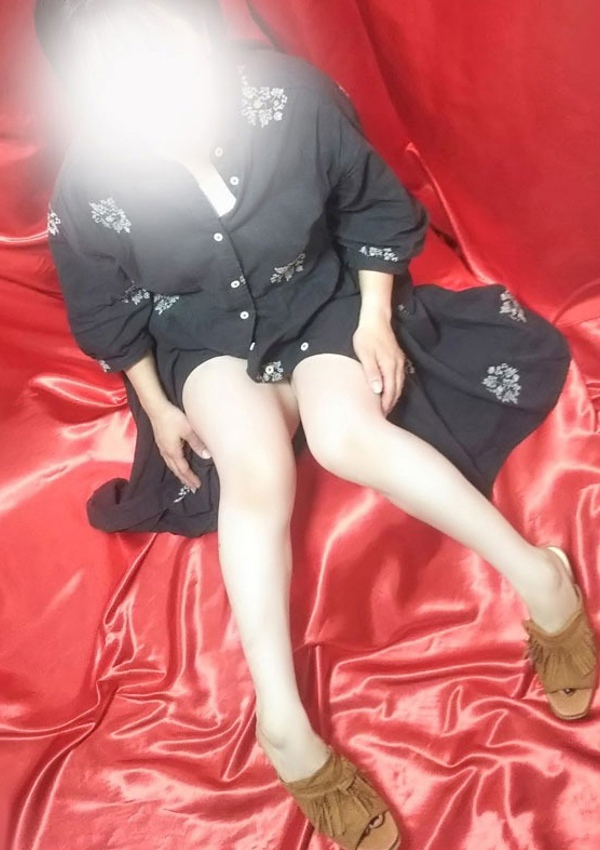 杉咲、変態美熟女お貸しします。 4