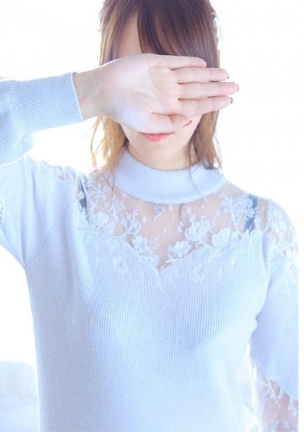 優(ゆう)、MORE 3