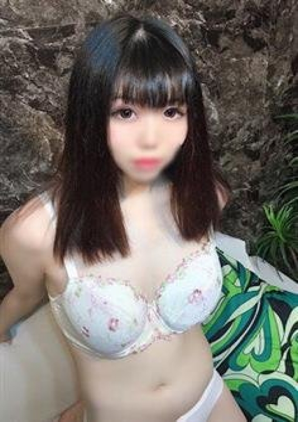 れいわ、wow!こんなの!?ヤリすぎサークル新宿、新大久保店 3