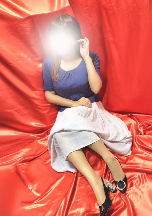 三上、変態美熟女お貸しします。