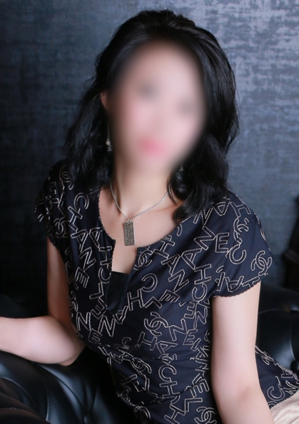 松島、東京セレブな美人妻 1