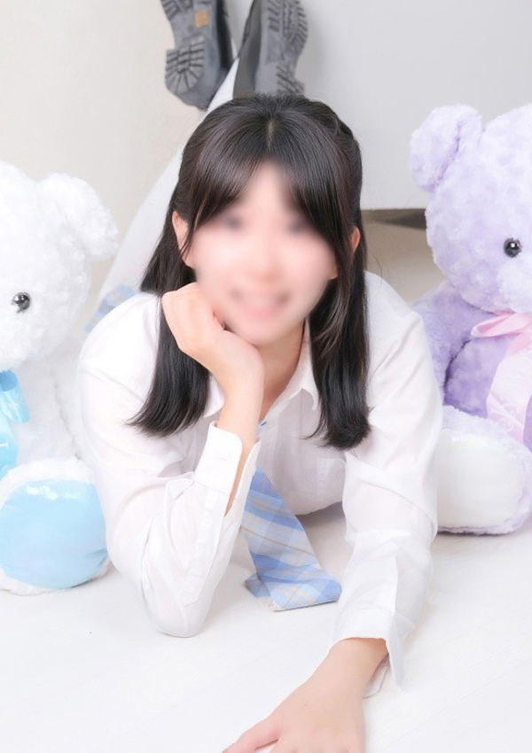 まり、パンチラJK 3