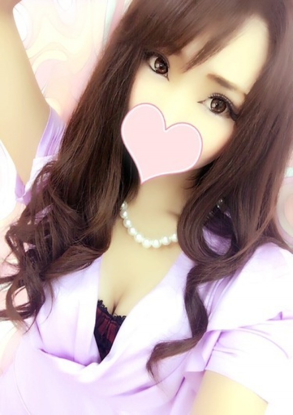 Riona リオナ、XOXO Hug&Kiss 神戸店