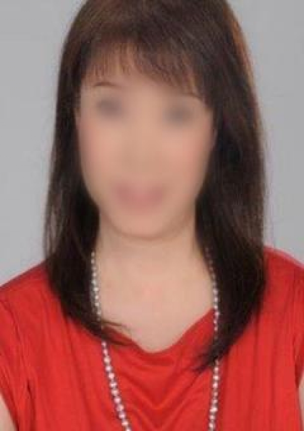 上島 りか、熟女専門店