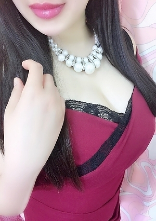 Sena セナ、XOXO Hug&Kiss 神戸店