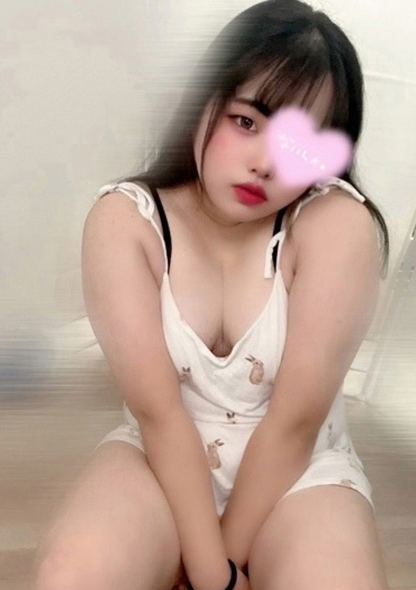 あいな、石川金沢ちゃんこ 6