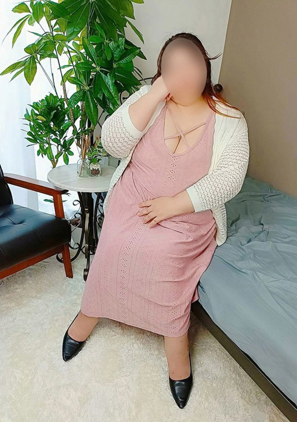 はるあ、人妻熟女の秘密の関係伊勢崎店 2