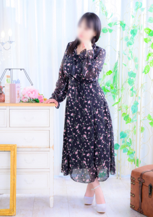 みさ、人妻美人館 4
