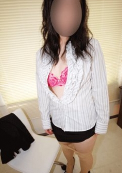 OL・仲間美度さん、オフィースLOVE 4