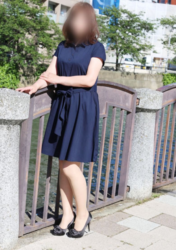 なつこ、博多の熟女 2