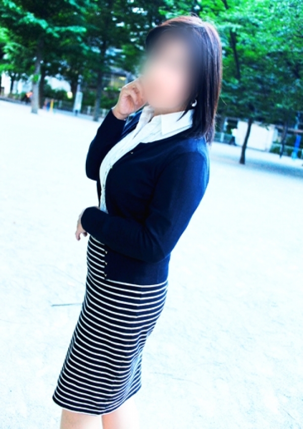 中山、池袋人妻・一度だけ本気の不倫 4