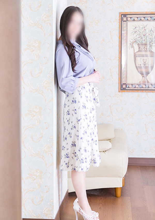 しおり、北九州人妻倶楽部(三十路、四十路、五十路)