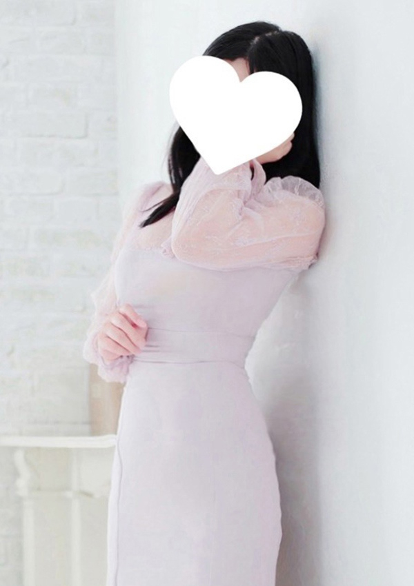 菖蒲【あやめ】、DRESS岡山 3