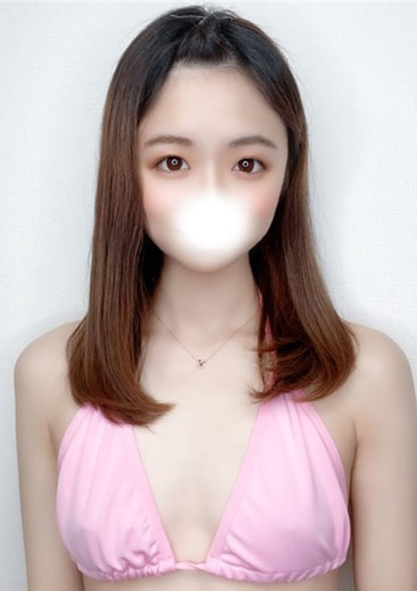 じゅり、ビキニSPA 2