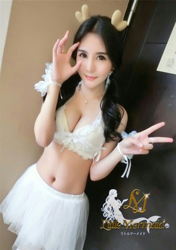 メイ、リトルマーメイド(人魚姫) 2