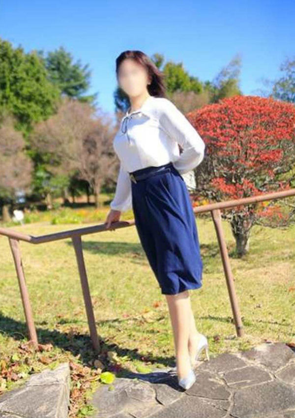 岩城 百合子、こあくまな熟女たち 伊勢崎店(KOAKUMAグループ) 3