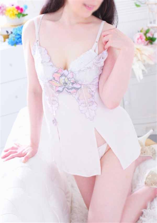 橋本 ゆり、Mrs.Revoir-ミセスレヴォアール- 3