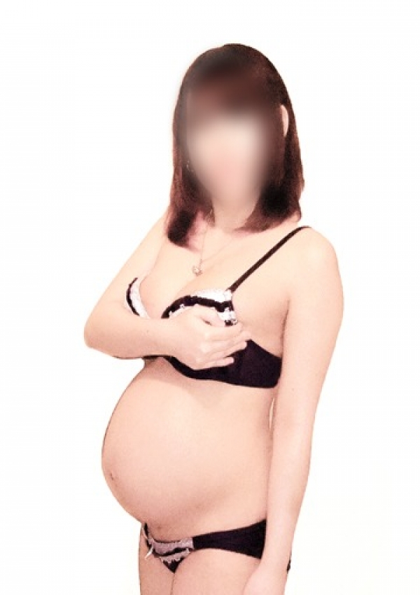 まひろ、池袋・裸乳房(らまんま)巨乳・貧乳・母乳・妊婦のお店 3