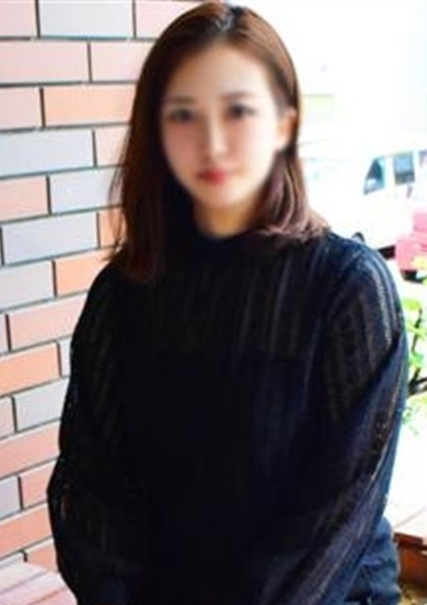 ともみ、新橋現役女子大生コレクション