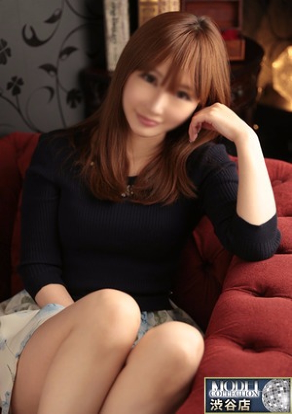 宮本葵、モデルコレクション渋谷店
