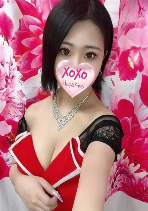 Riona リオナ、XOXO Hug&Kiss (ハグアンドキス) 1