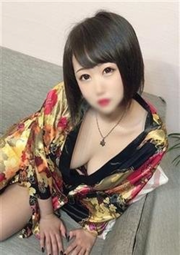 ちさき、wow!こんなの!?ヤリすぎサークル新宿、新大久保店 2
