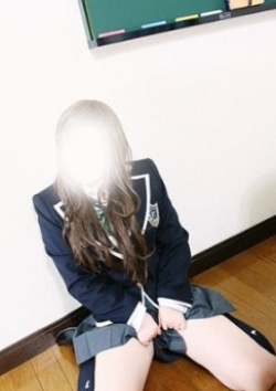 ここ/特進、制服がすき 4
