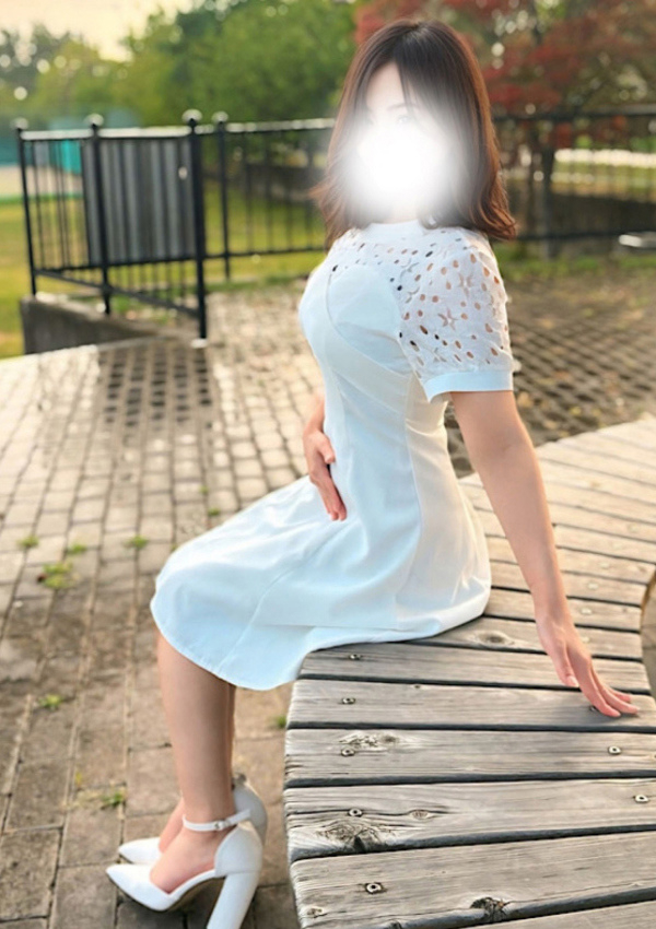 春野-はるの-、ただ離婚してないだけ 3