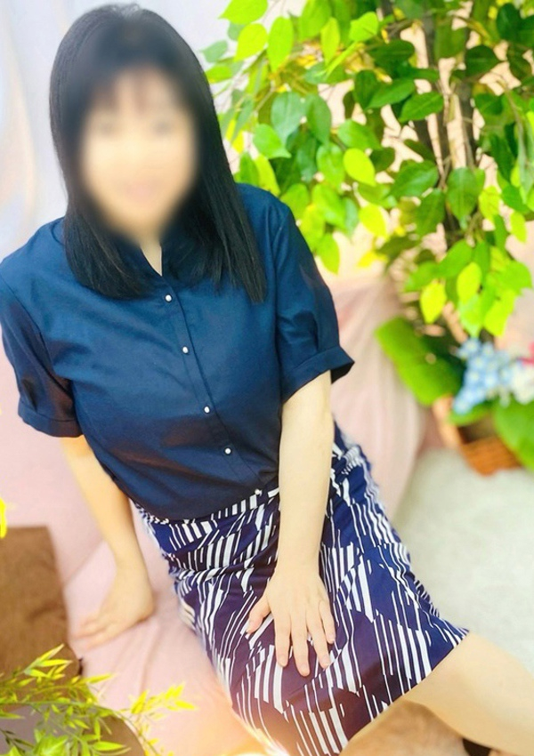 あやか、完熟ばなな千葉店 1