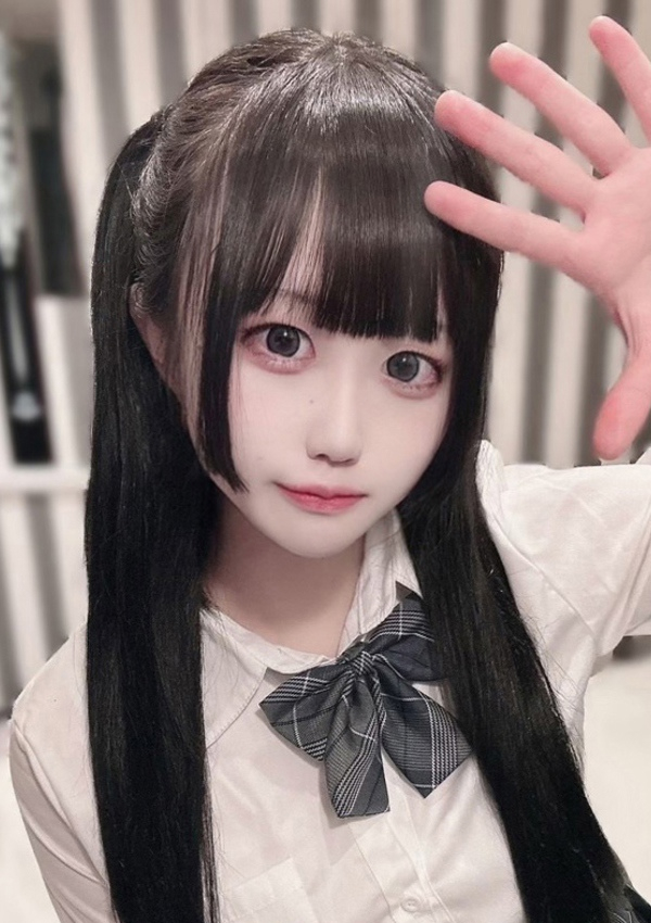 みりあ、舐めたくてグループ～君とサプライズ学園～越谷校 1