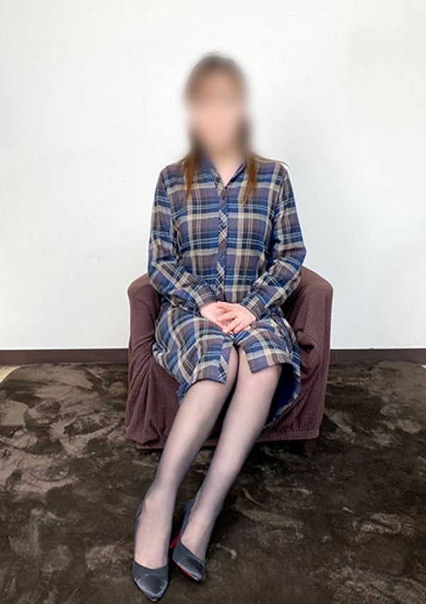 いおり、人妻美人館 11