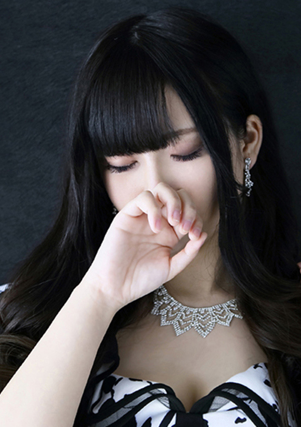 花鈴(かりん)、NOA 1