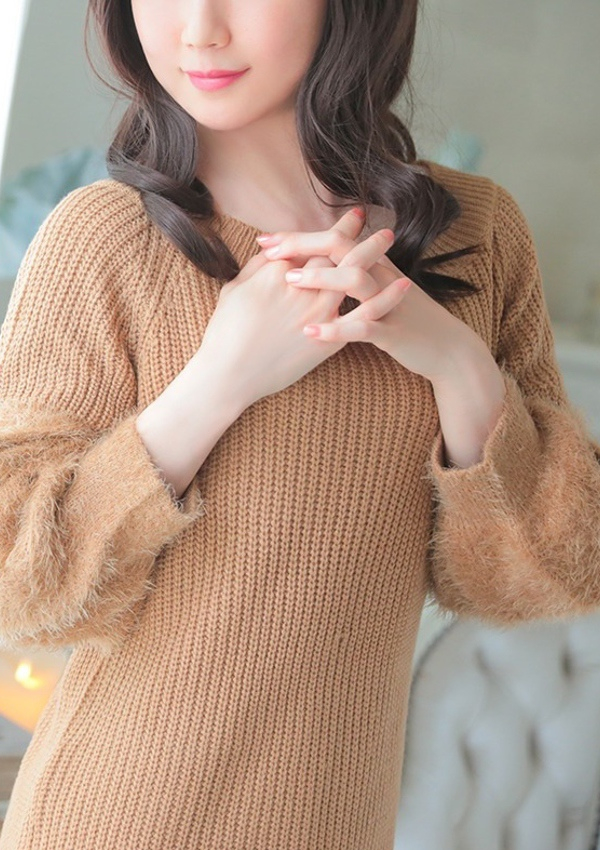 長峰 彩実、麻布ビジュ 1